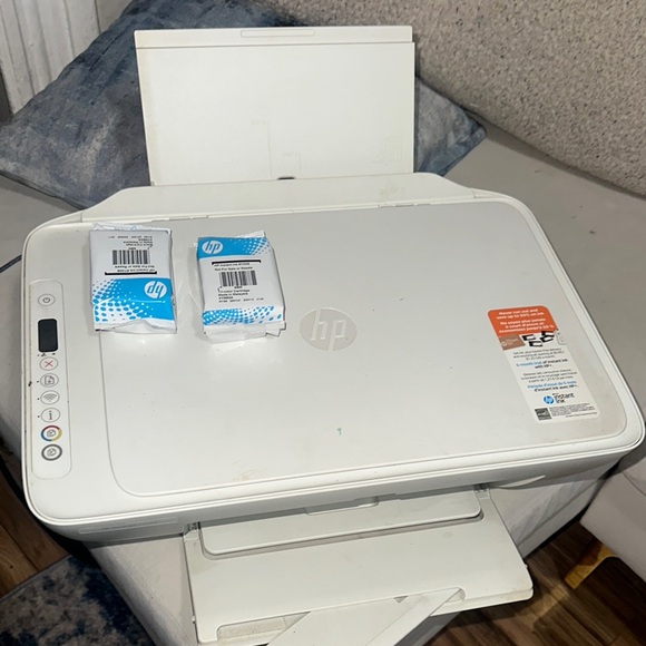 Hp Desktop Printer/Scanner - Picture 1 of 3